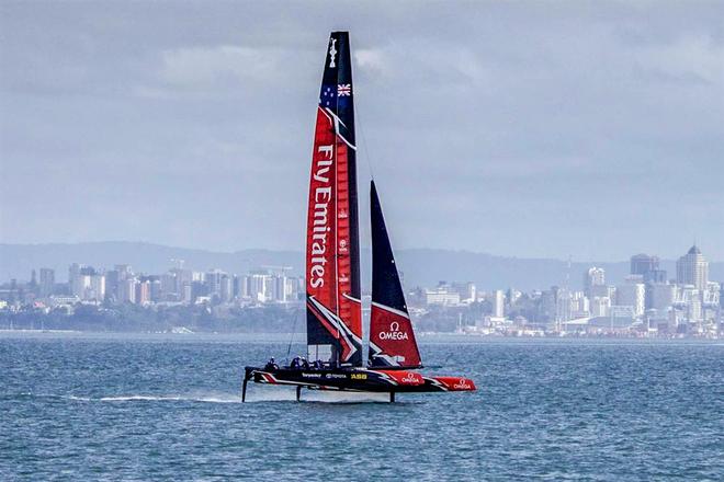 Emirates Team NZ training on Auckland Harbour, September 2016 © Emirates Team New Zealand http://www.etnzblog.com